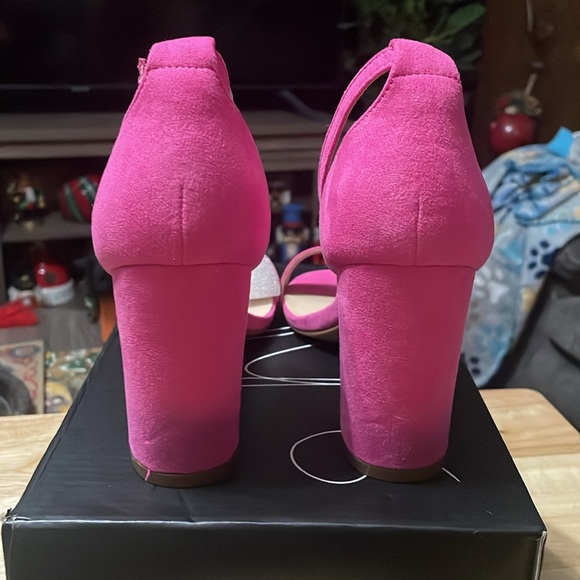 Pink Chunky Heel Shoe - Picture 2 of 5